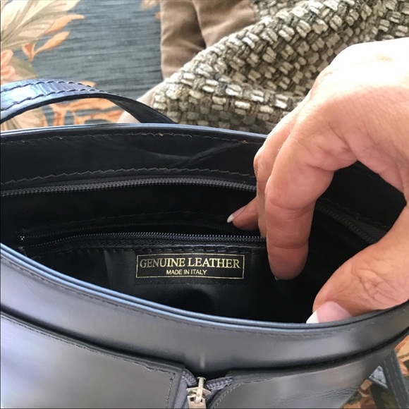 VERA PELLE Italian Leather Crossbody EUC! - Picture 5 of 8